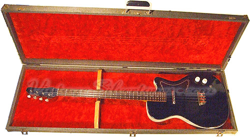 Silvertone Bass made by Danelectro model 1444 - U1 style - single pickup electric bass guitar-case